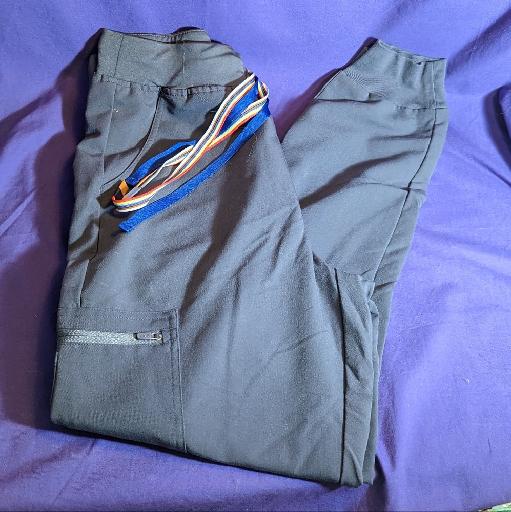 Figs High Waisted Charcoal Pride Zamola